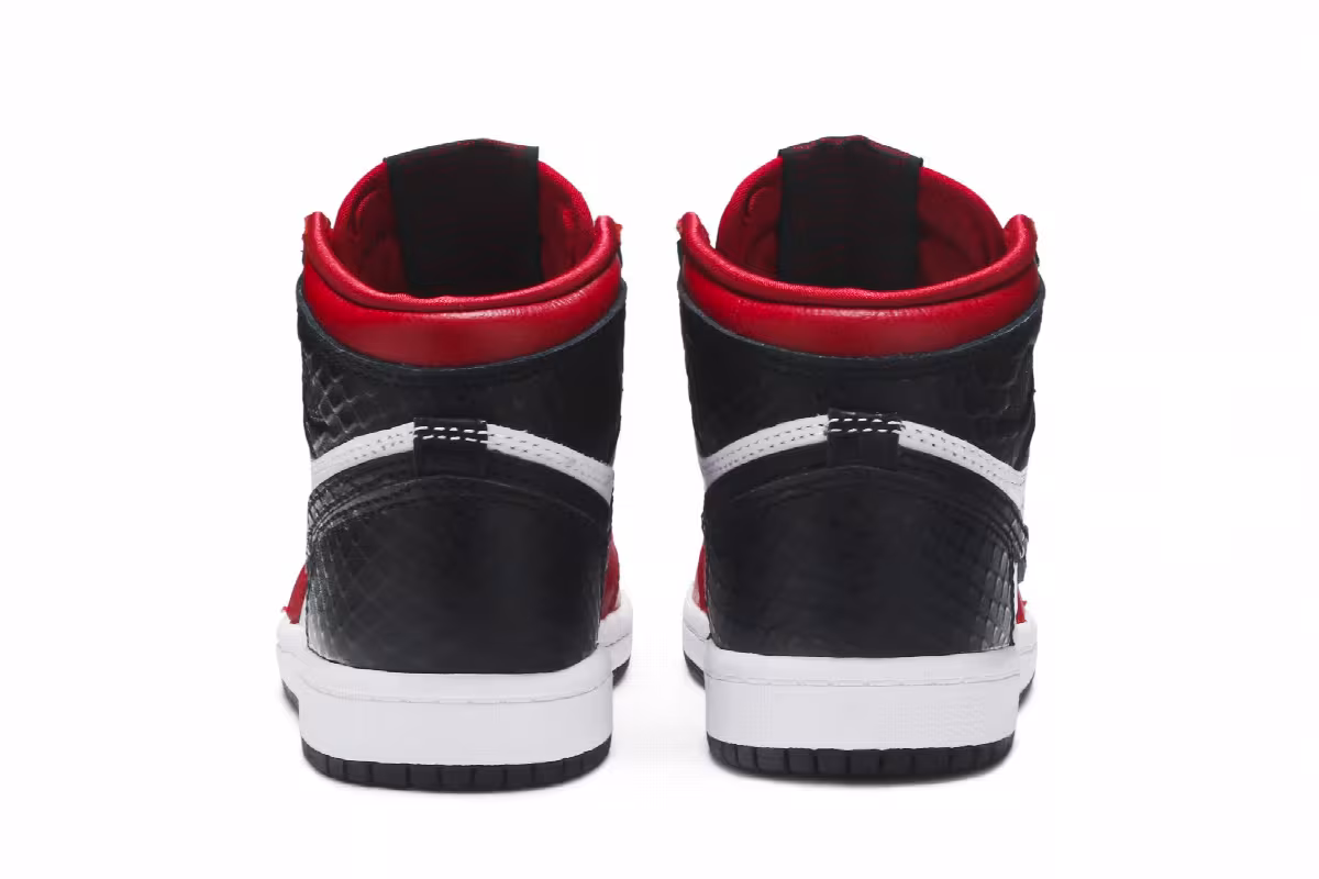 Air Jordan 1 High OG PS Satin Red, view 7
