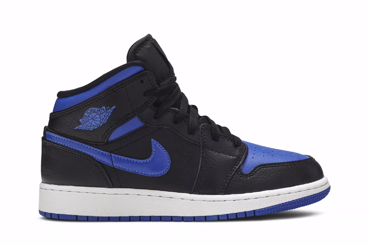 Air Jordan 1 Mid GS Black Hyper Royal, view 2