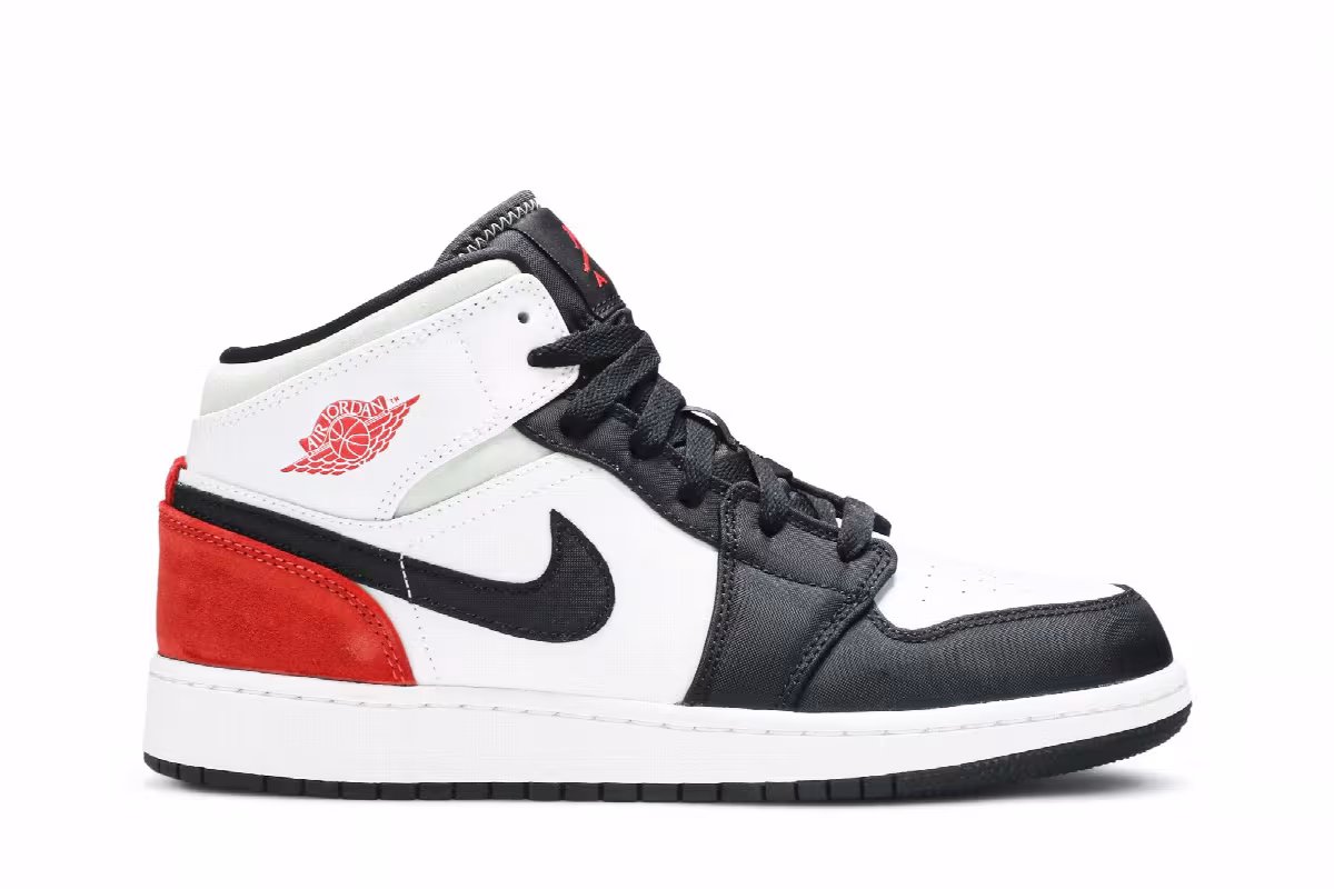 Air Jordan 1 Mid GS Red Mint, view 2