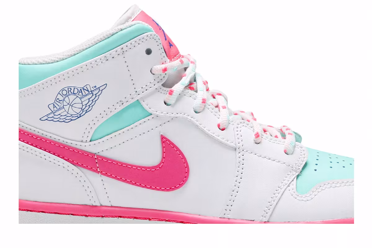 Air Jordan 1 Mid GS Digital Pink, view 3