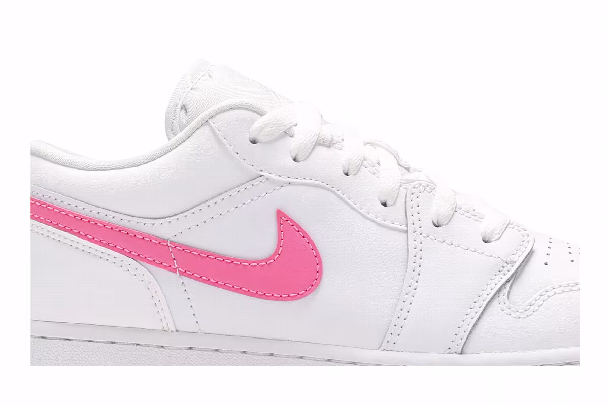Air Jordan 1 Low GS White Neon, view 3