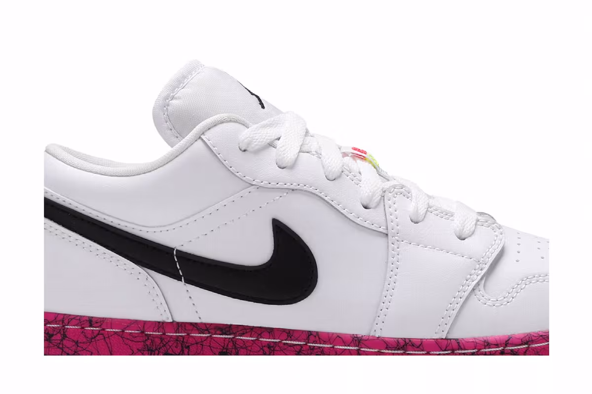 Air Jordan 1 Low GS Multi-Color, view 3