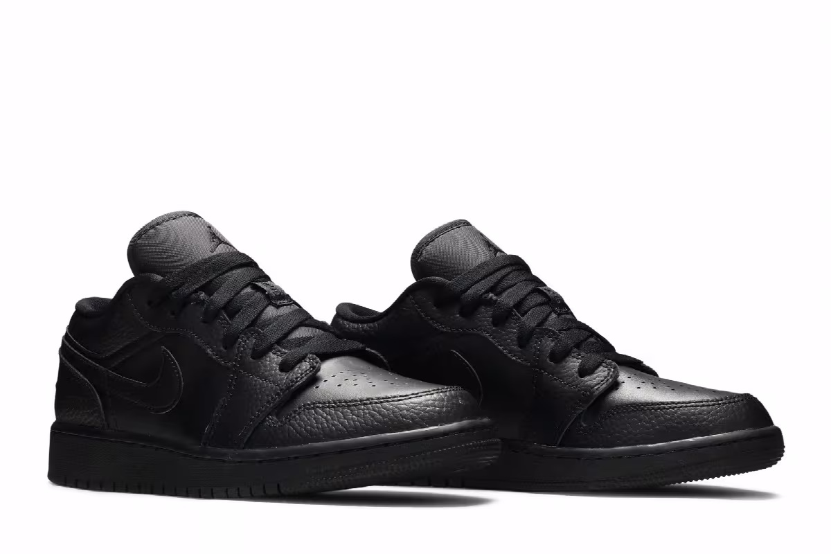 Air Jordan 1 Low GS Triple Black 2020, view 9