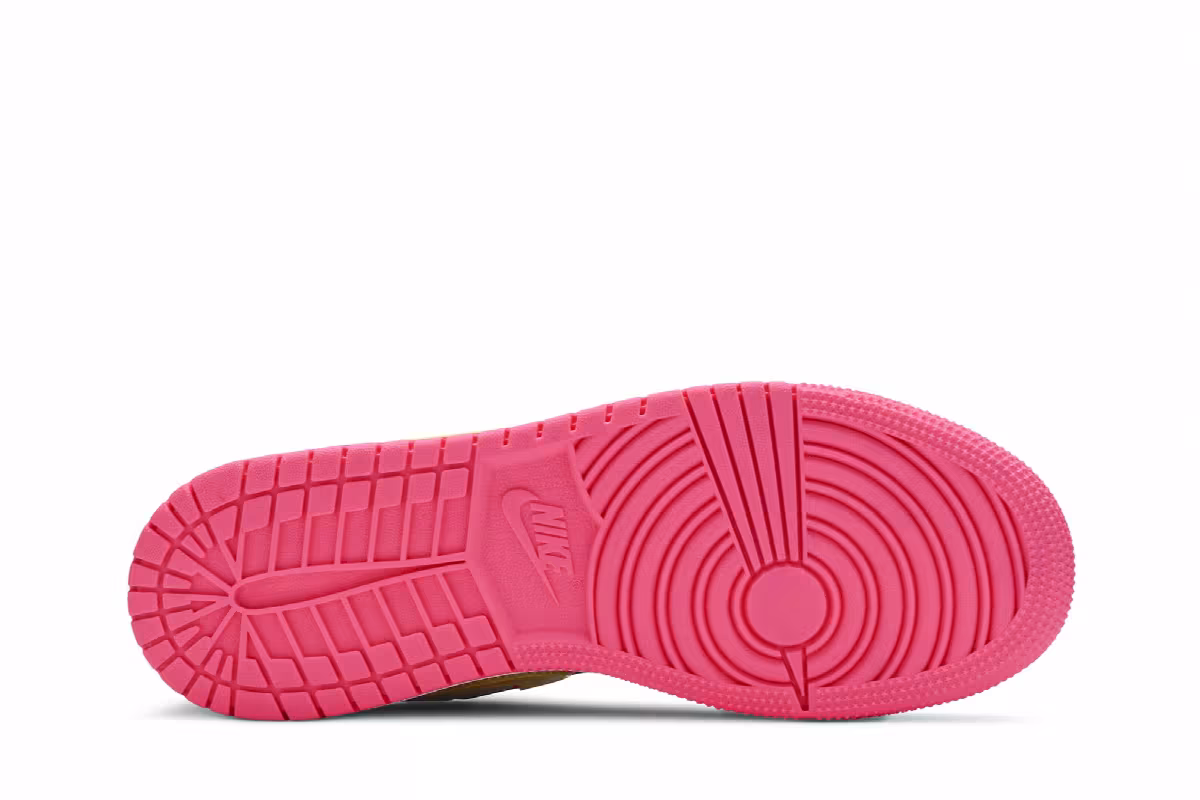 Air Jordan 1 Low GS Edge Glow, view 5