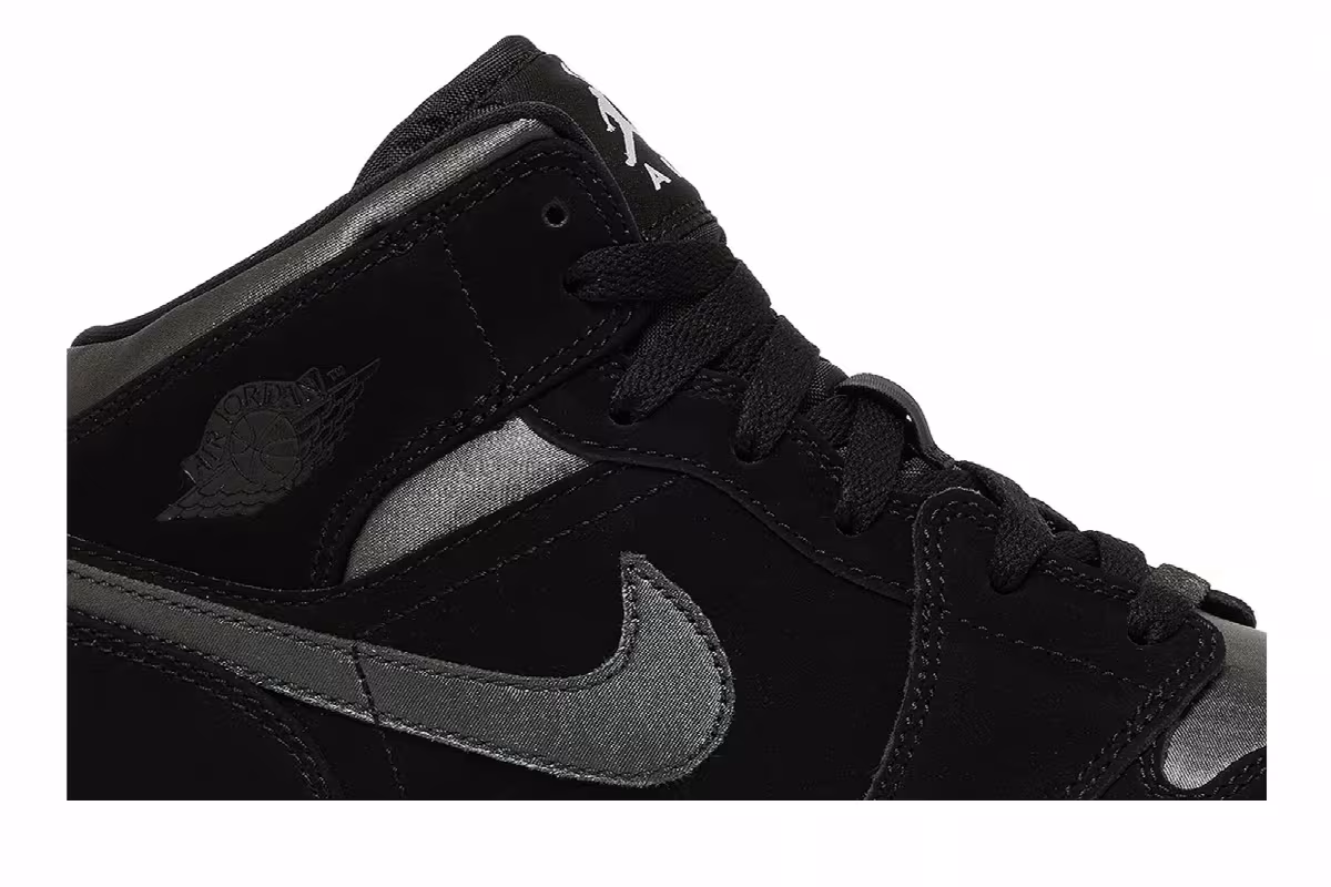Air Jordan 1 Mid SE GS Black Anthracite, view 3