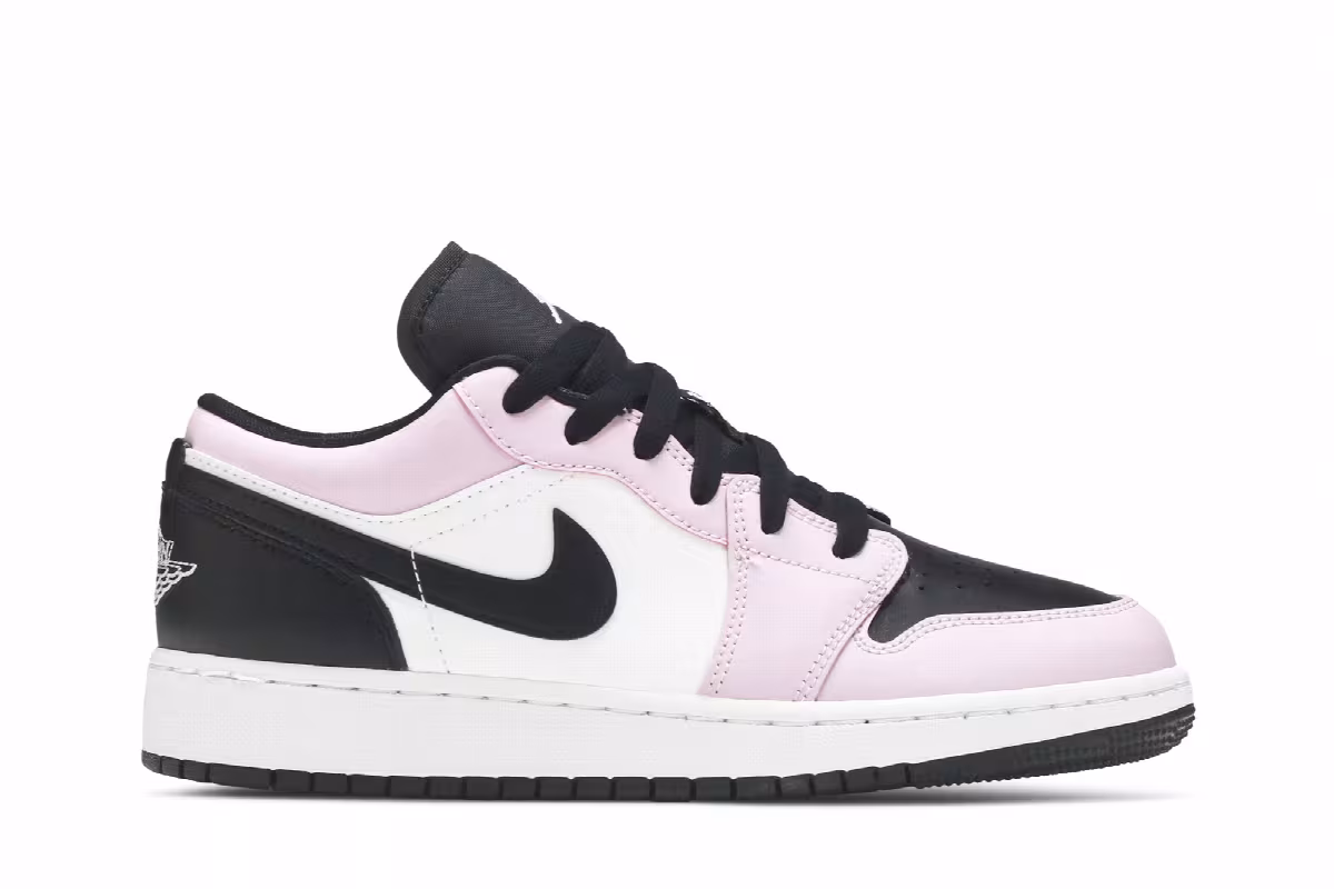 Air Jordan 1 Low GS Light Arctic Pink, view 2