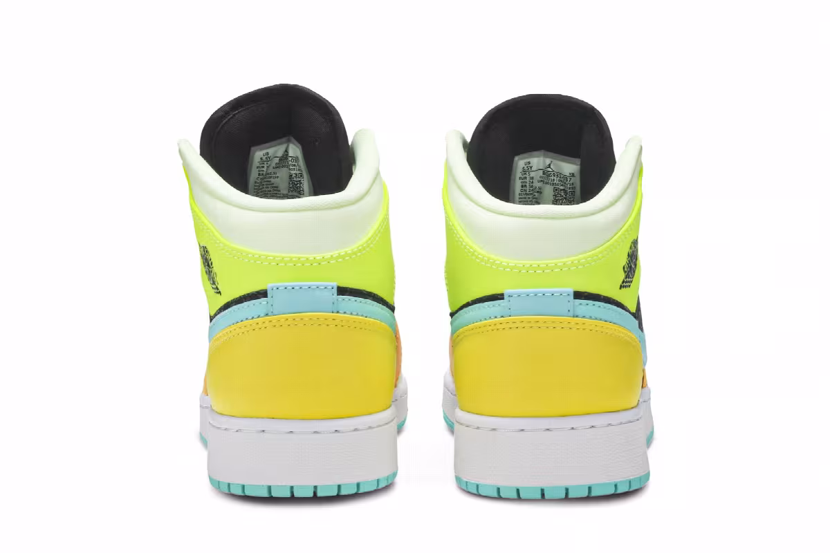 Air Jordan 1 Mid SE GS Clover, view 7