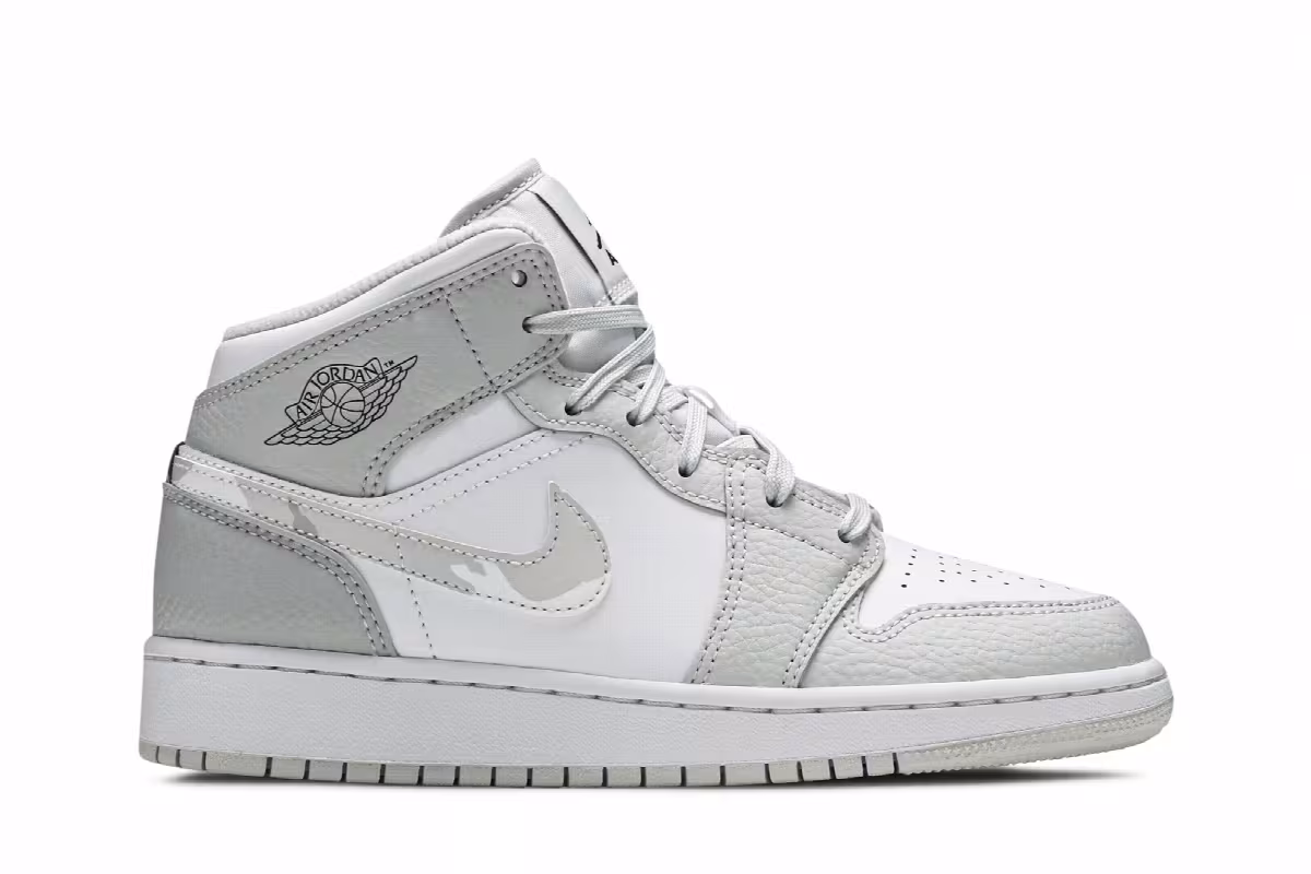 Air Jordan 1 Mid SE GS Swoosh Logo - Grey Camo, view 2