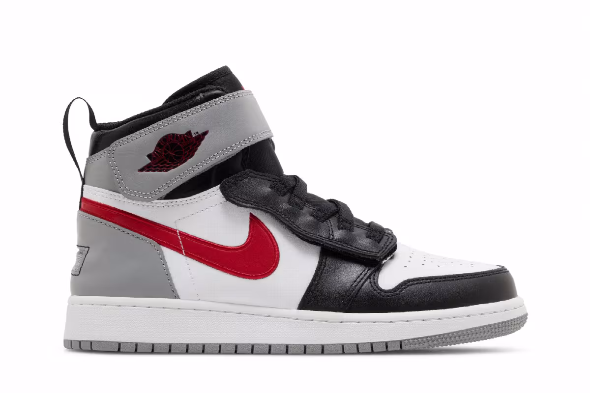 Air Jordan 1 High FlyEase GS Particle Grey, view 2