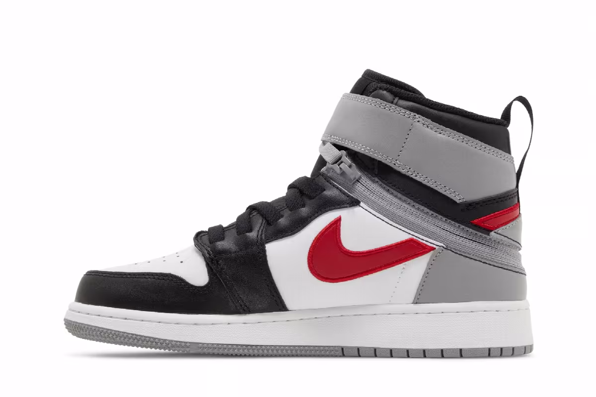 Air Jordan 1 High FlyEase GS Particle Grey, view 4