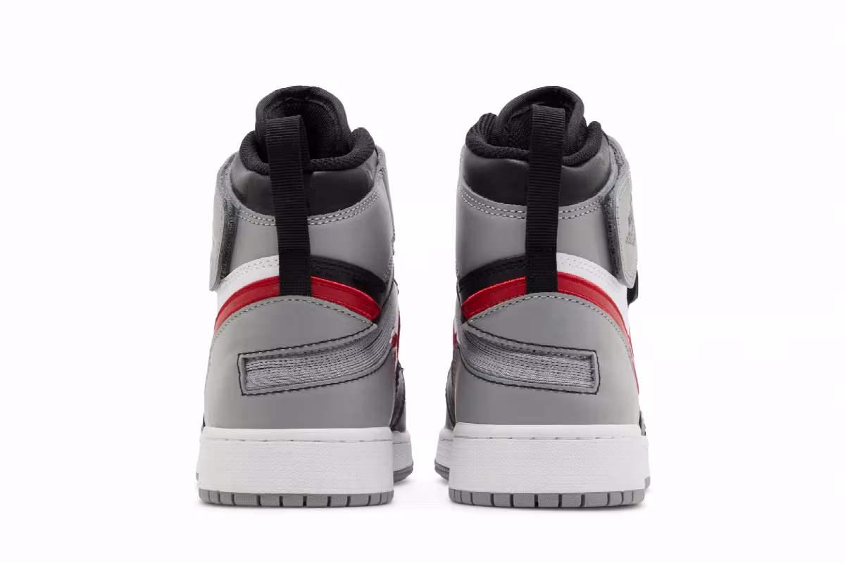 Air Jordan 1 High FlyEase GS Particle Grey, view 7