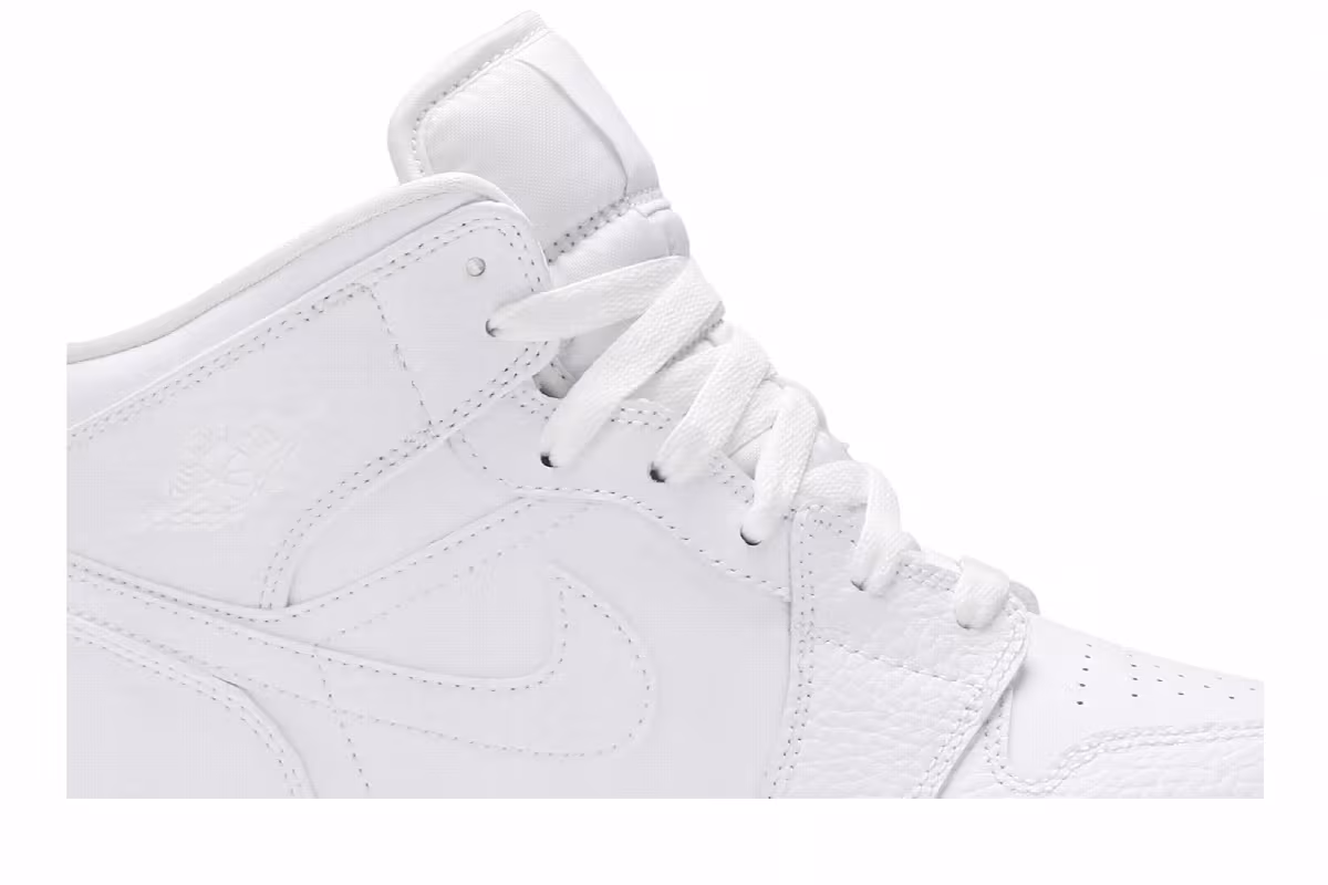 Air Jordan 1 Mid GS Triple White 2020, view 3