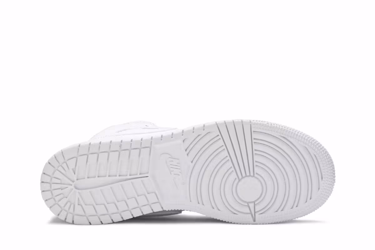 Air Jordan 1 Mid GS Triple White 2020, view 5