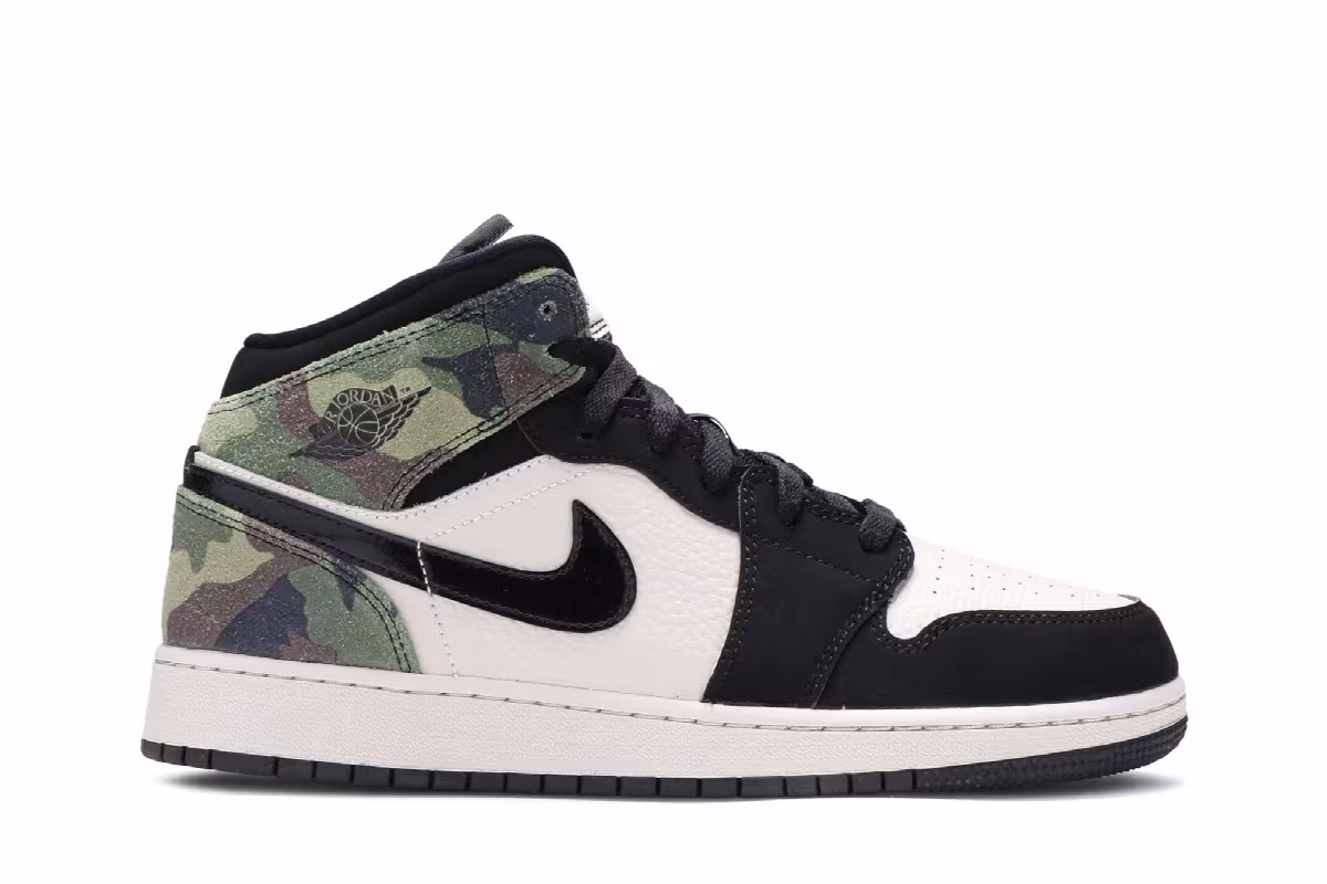 Air Jordan 1 Mid SE GS Camo, view 2