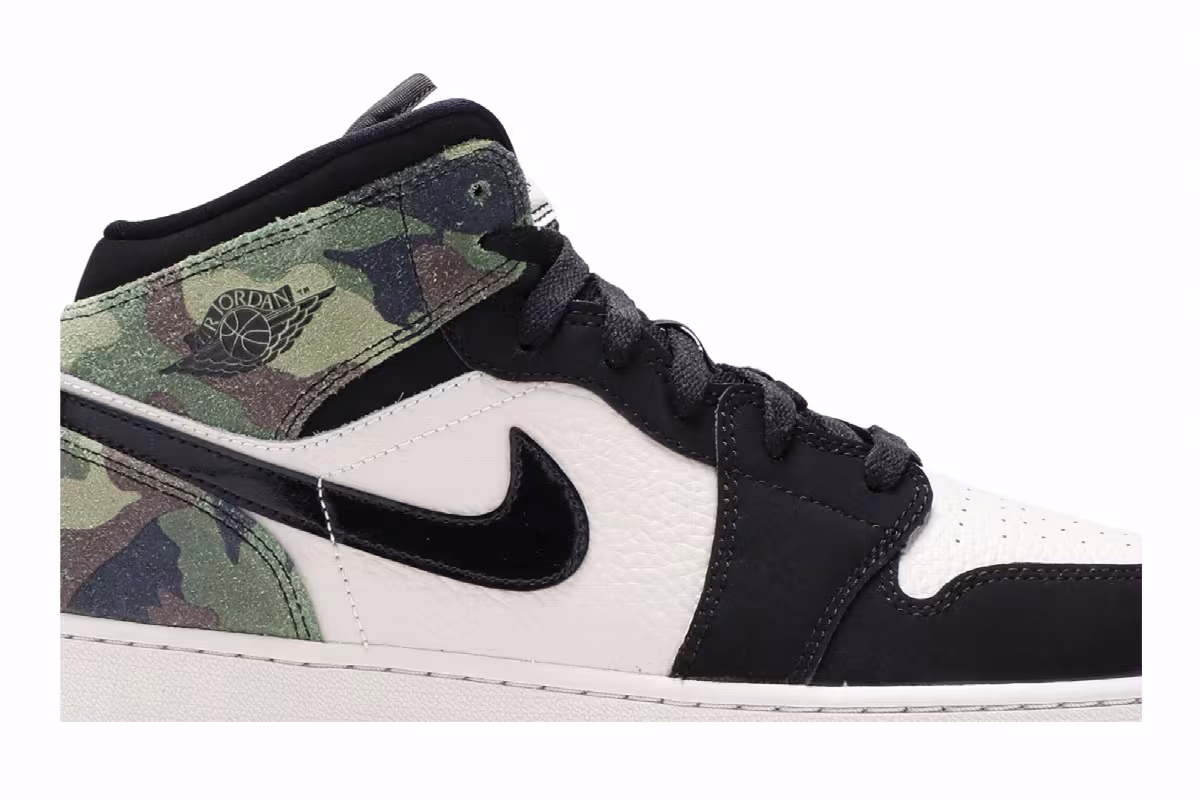 Air Jordan 1 Mid SE GS Camo, view 3