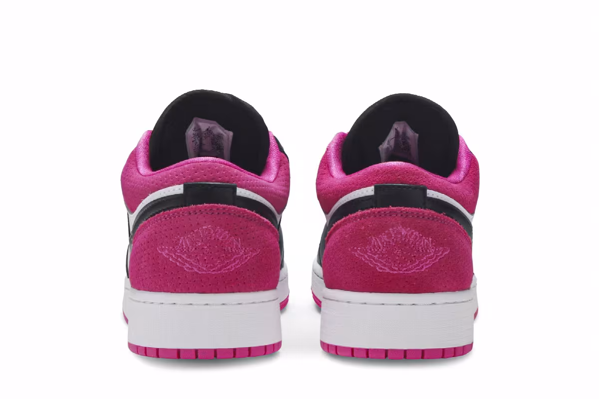 Air Jordan 1 Low SE GS Black Active Fuchsia, view 7