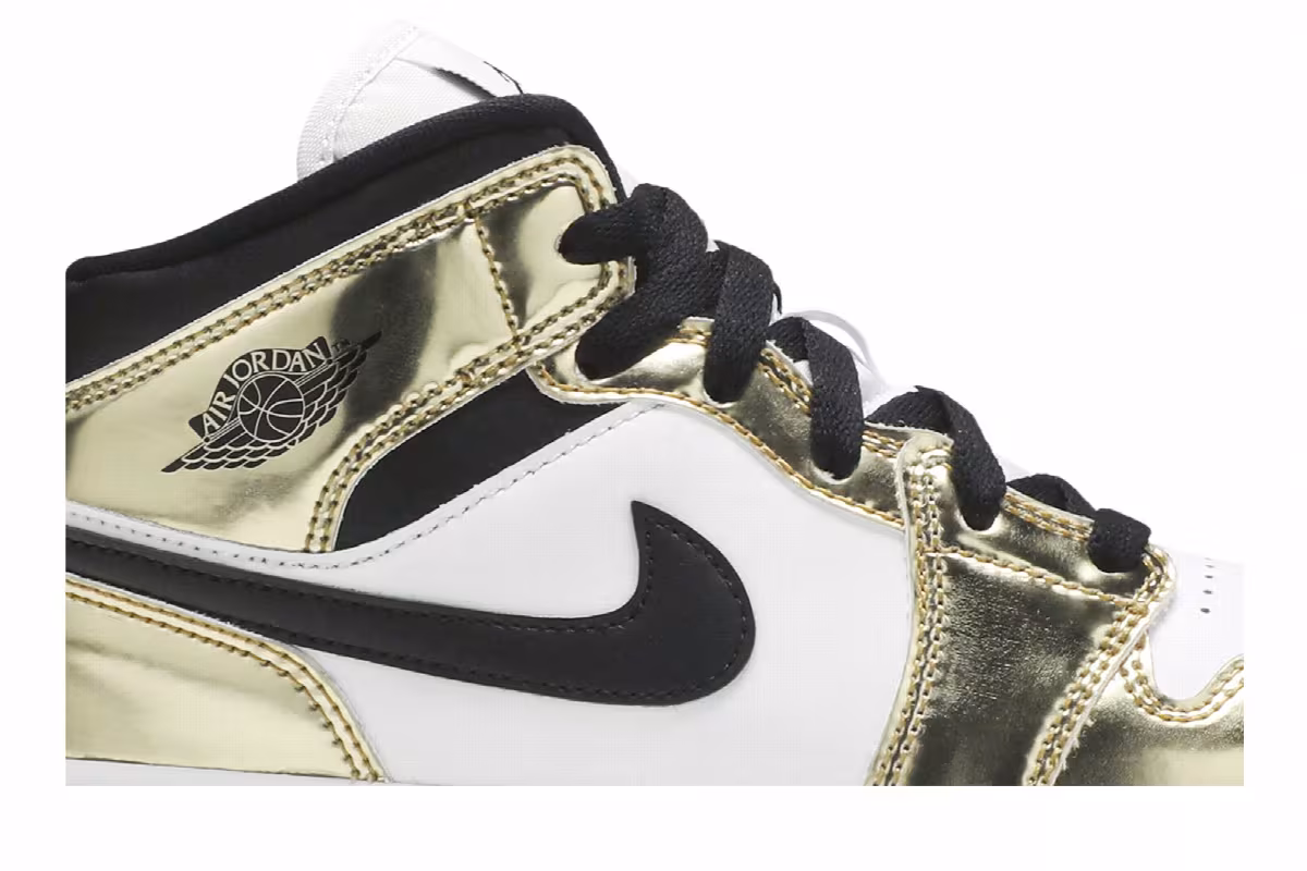 Air Jordan 1 Mid SE PS Metallic Gold, view 3