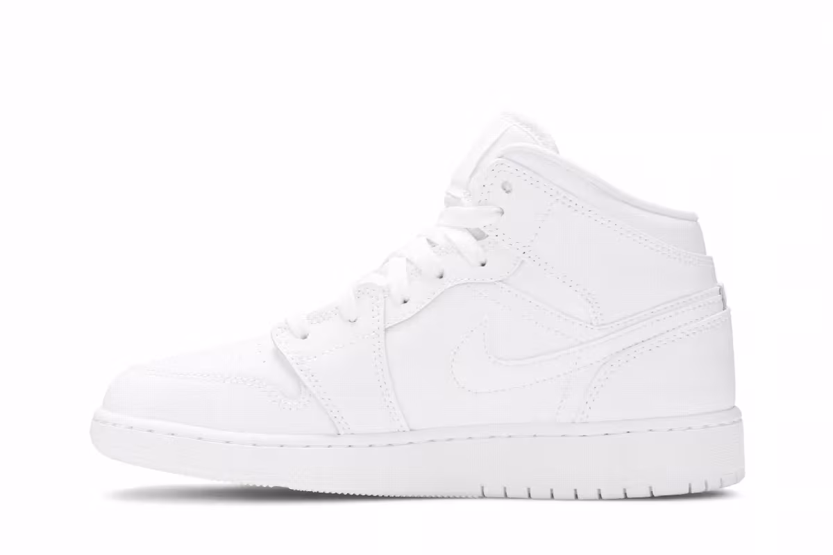 Air Jordan 1 Mid GS Triple White 2020, view 4