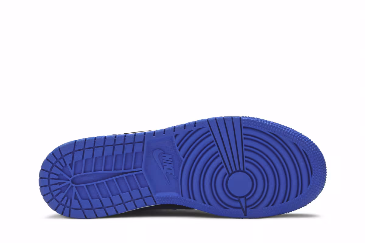 Air Jordan 1 High FlyEase GS Hyper Royal, view 5