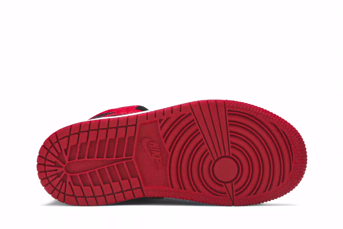 Air Jordan 1 Mid PS Banned, view 5