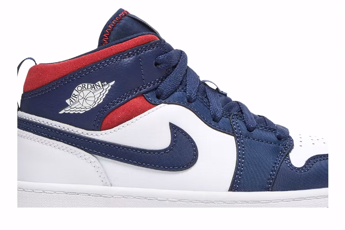 Air Jordan 1 Mid SE PS Olympic, view 3