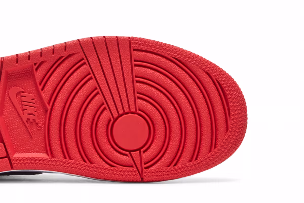 Air Jordan 1 Mid SE PS Olympic, view 6