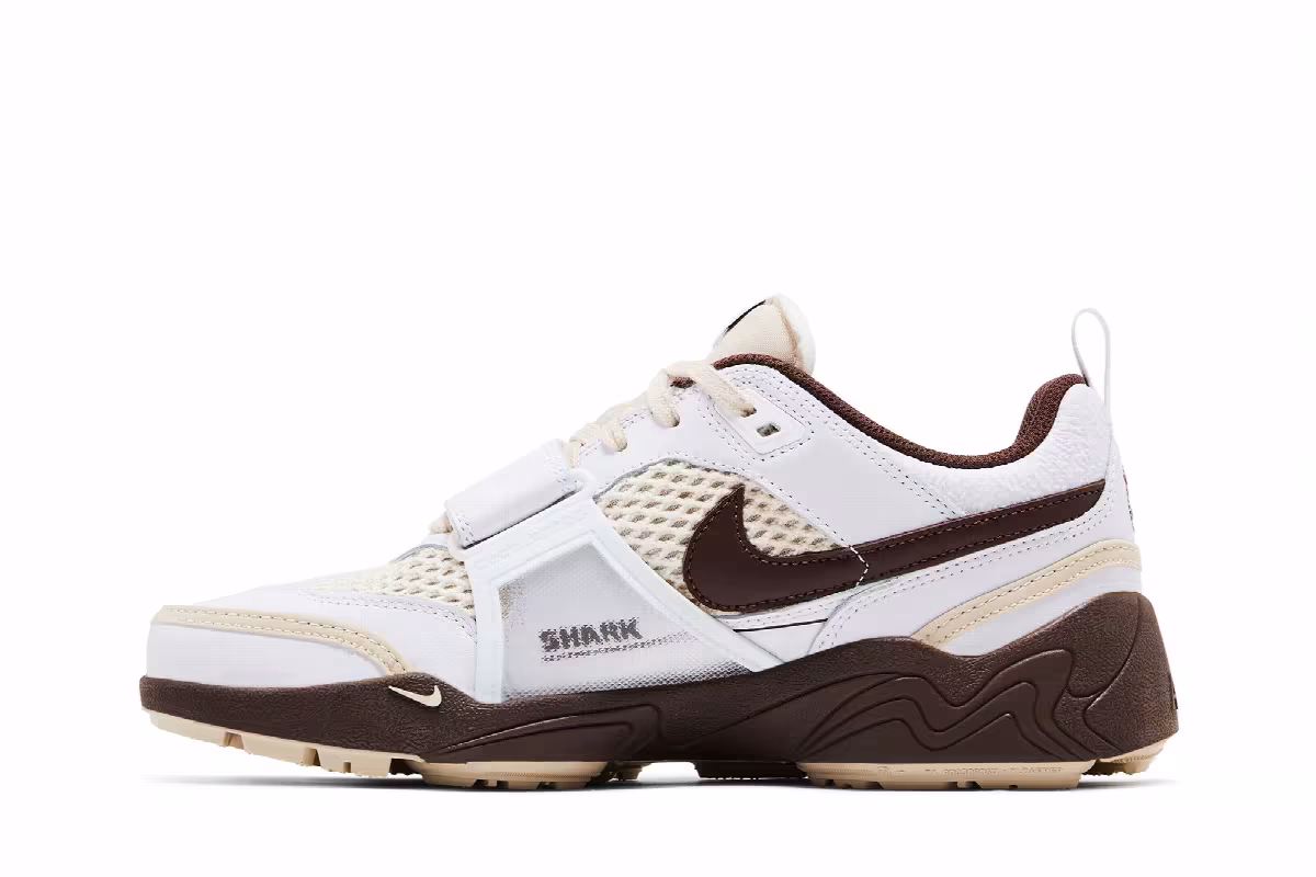Travis Scott x Nike Zoom Field Jaxx Light Chocolate, view 4