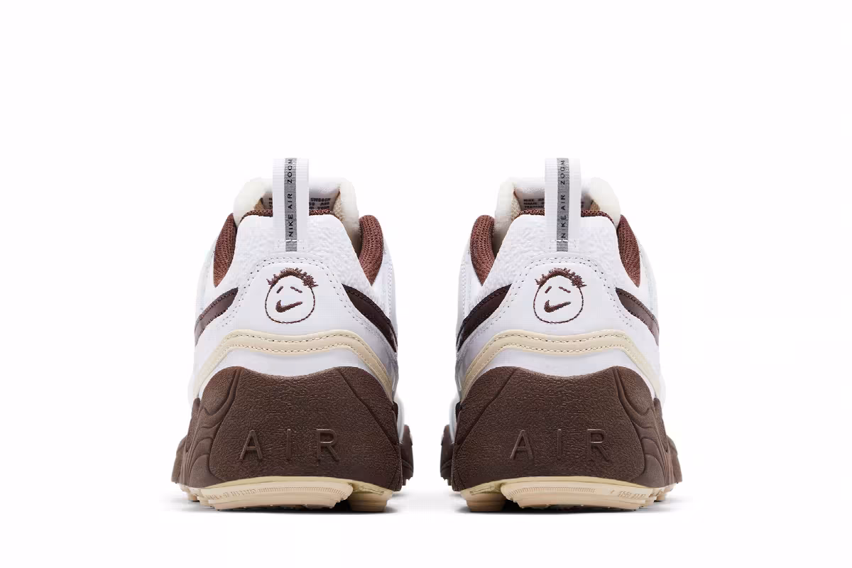 Travis Scott x Nike Zoom Field Jaxx Light Chocolate, view 7