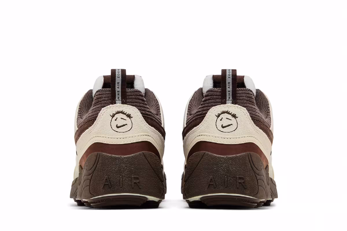Travis Scott x Nike Zoom Field Jaxx Leche Blue, view 7