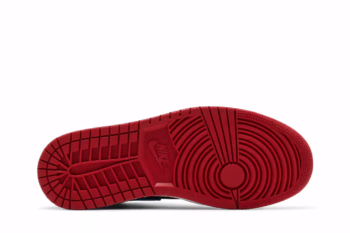 Women's Air Jordan 1 High OG NC to Chi, view 5