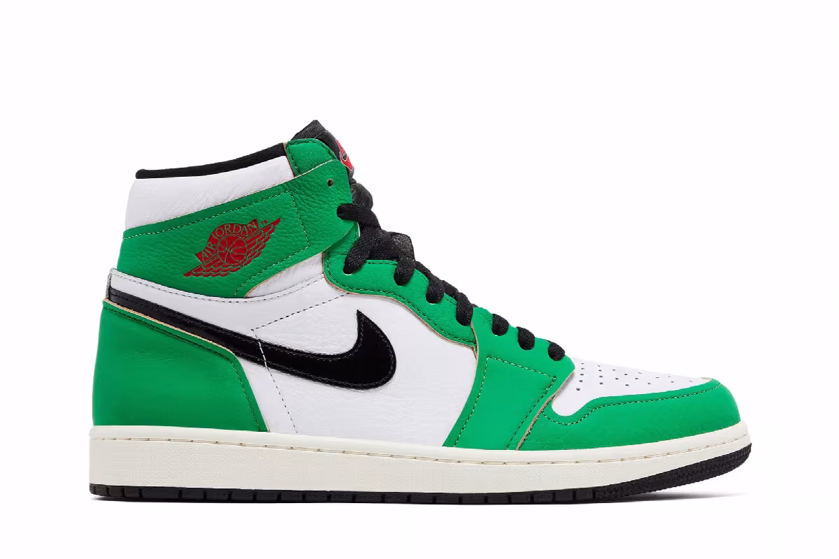 Women's Air Jordan 1 High OG Lucky Green, view 2