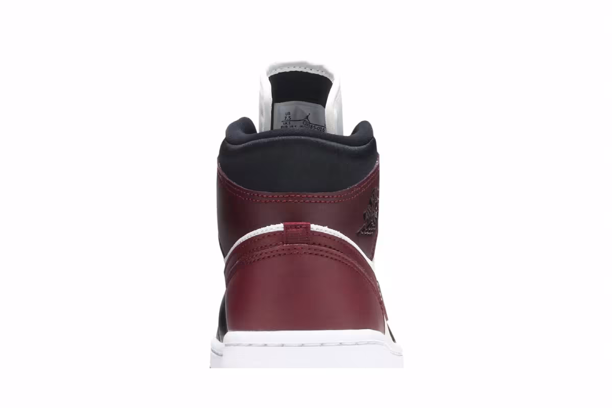 Women's Air Jordan 1 Mid SE Gold Pendants, view 8