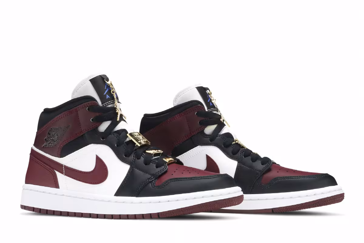 Women's Air Jordan 1 Mid SE Gold Pendants, view 9