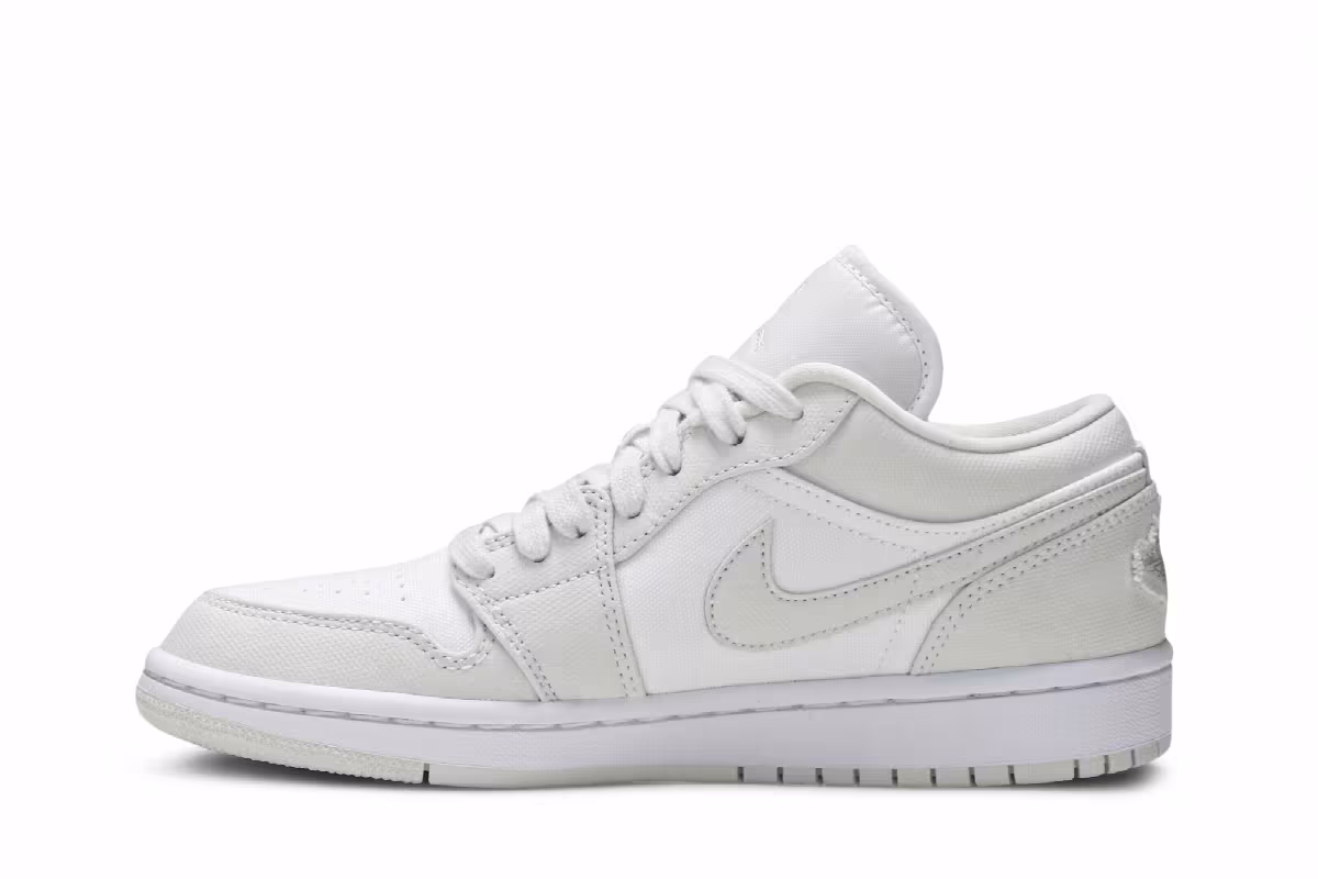 Women's Air Jordan 1 Low Spruce Aura, view 4