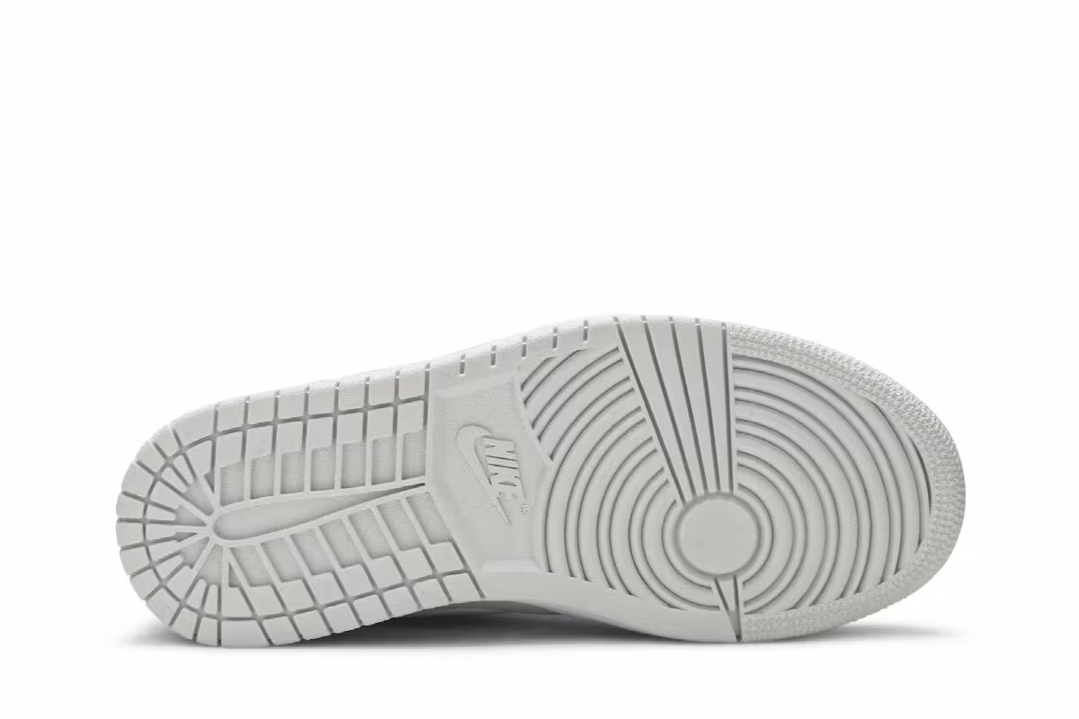 Women's Air Jordan 1 Low Spruce Aura, view 5