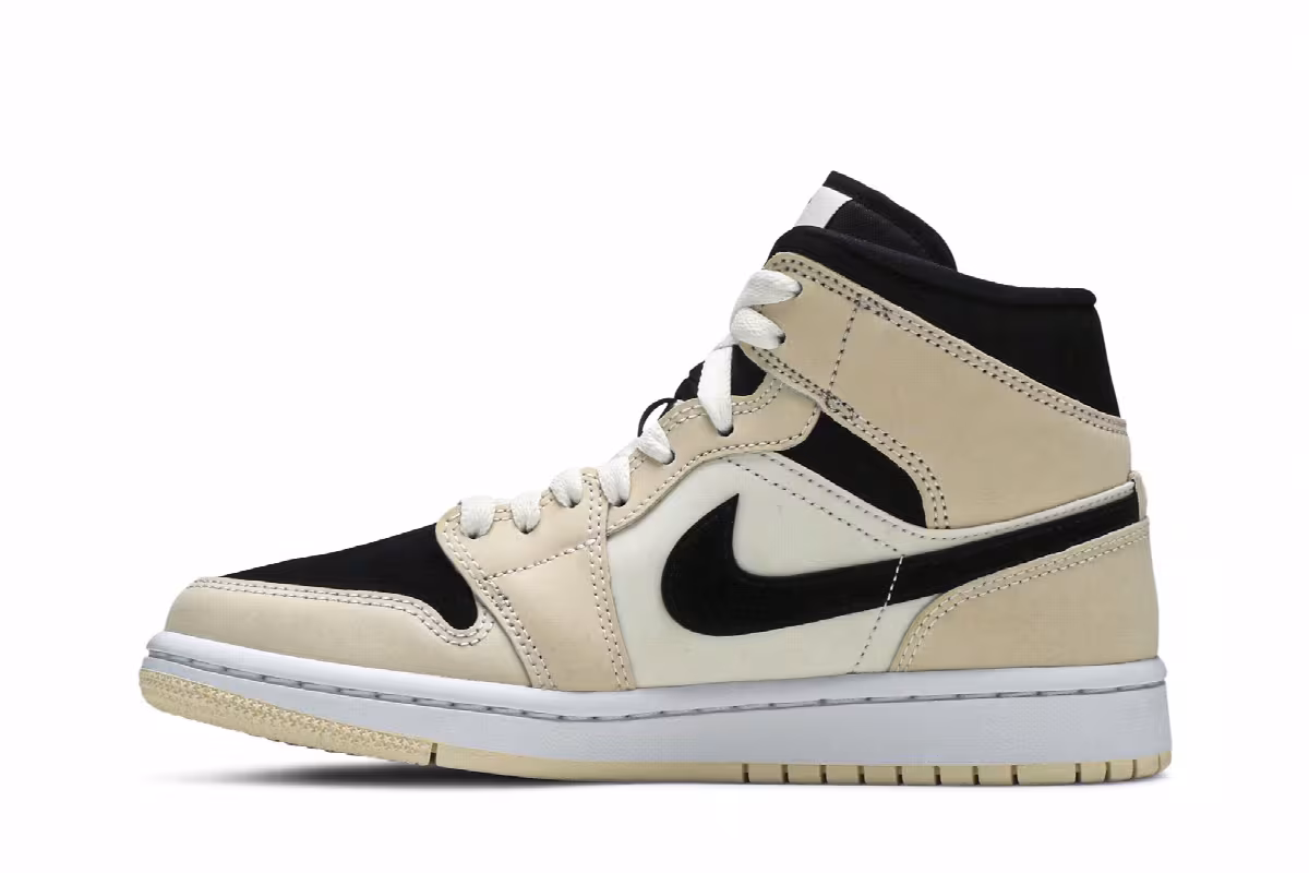 Women's Air Jordan 1 Mid Barely Orange, view 4