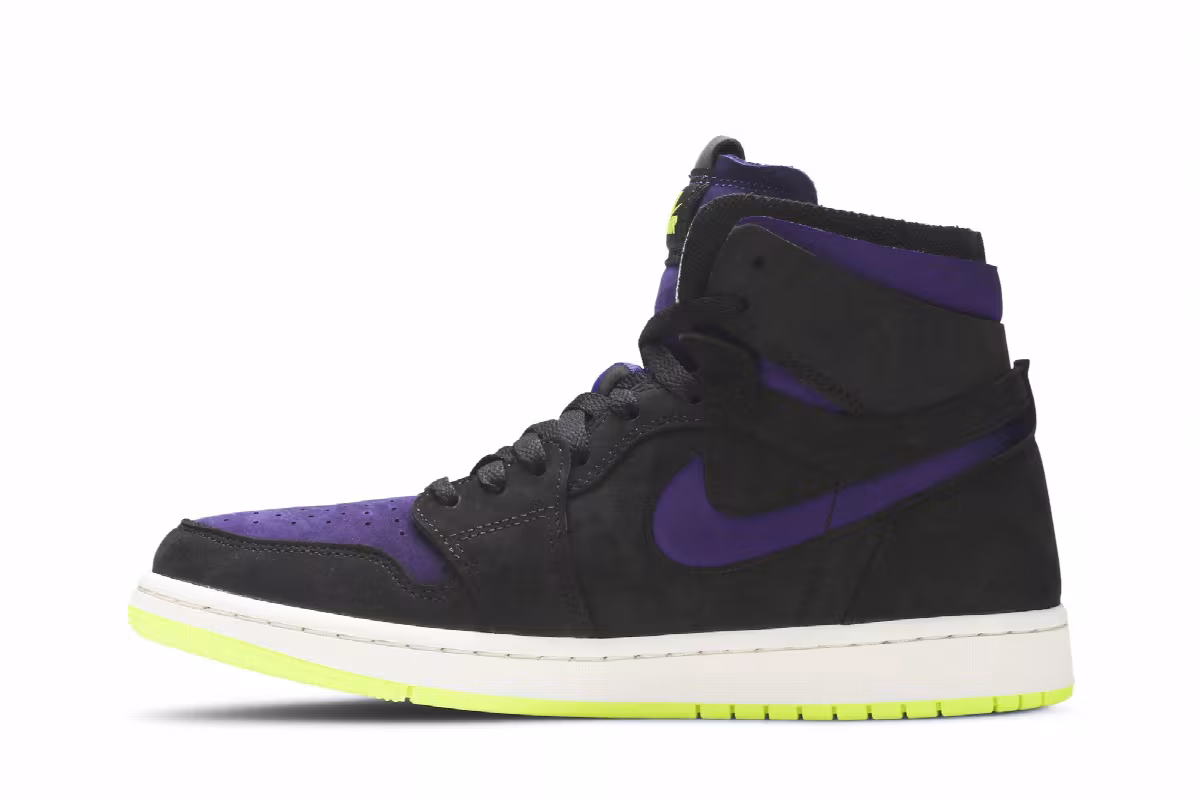 Women's Air Jordan 1 High Zoom Halloween, view 4