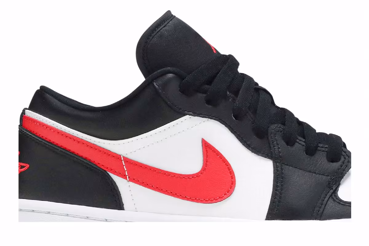 Women's Air Jordan 1 Low Siren Red, view 3