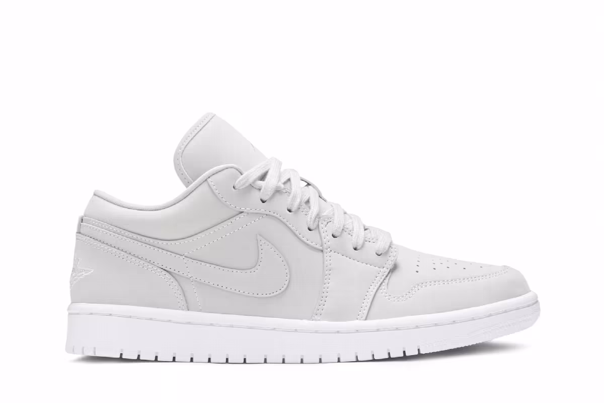 Women's Air Jordan 1 Low Grey Fog, view 2