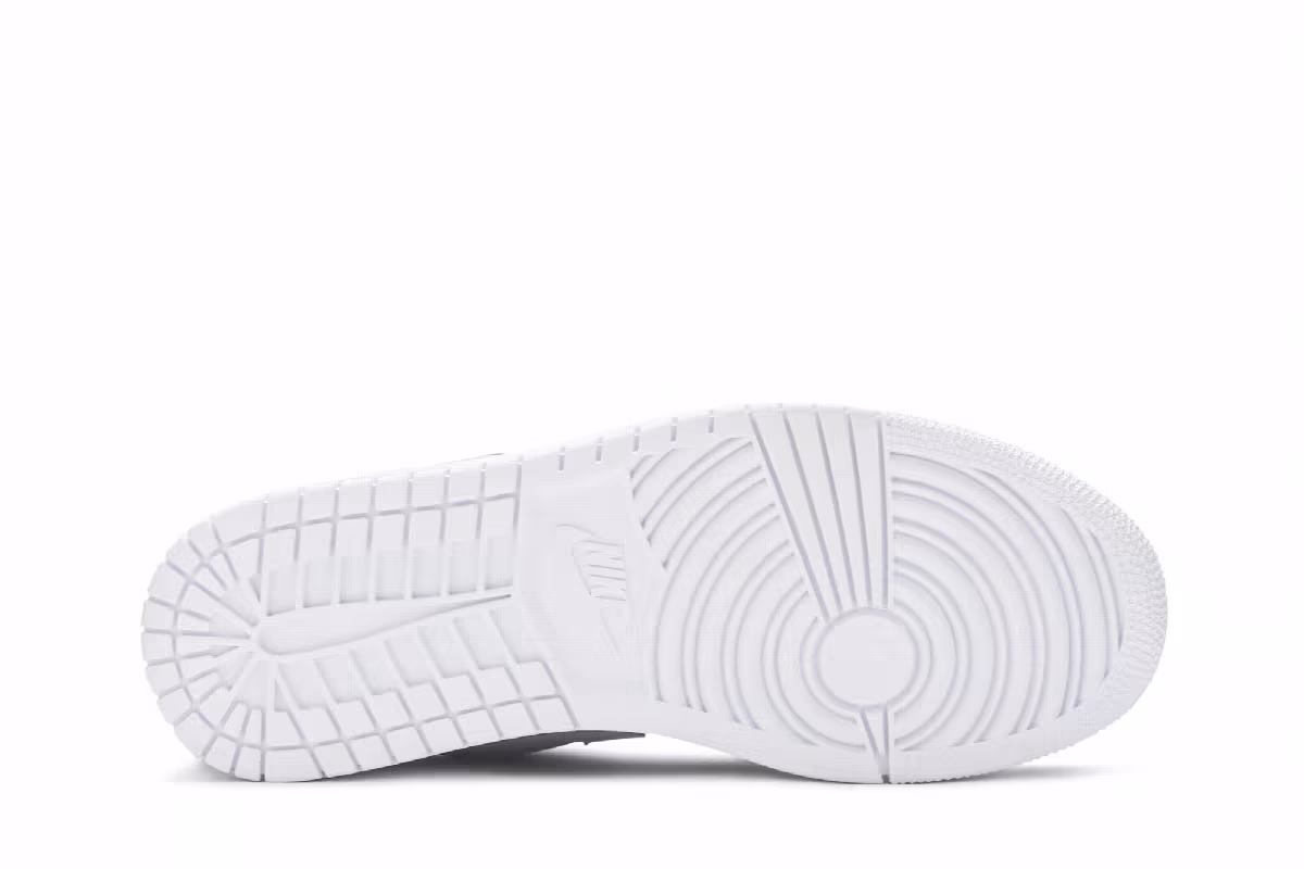 Women's Air Jordan 1 Low Grey Fog, view 5