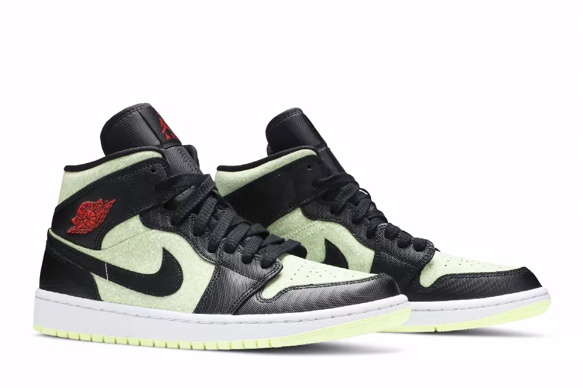 Women's Air Jordan 1 Mid SE Black Barely Volt, view 9