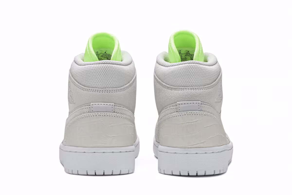 Women's Air Jordan 1 Mid Ghost Green, view 7