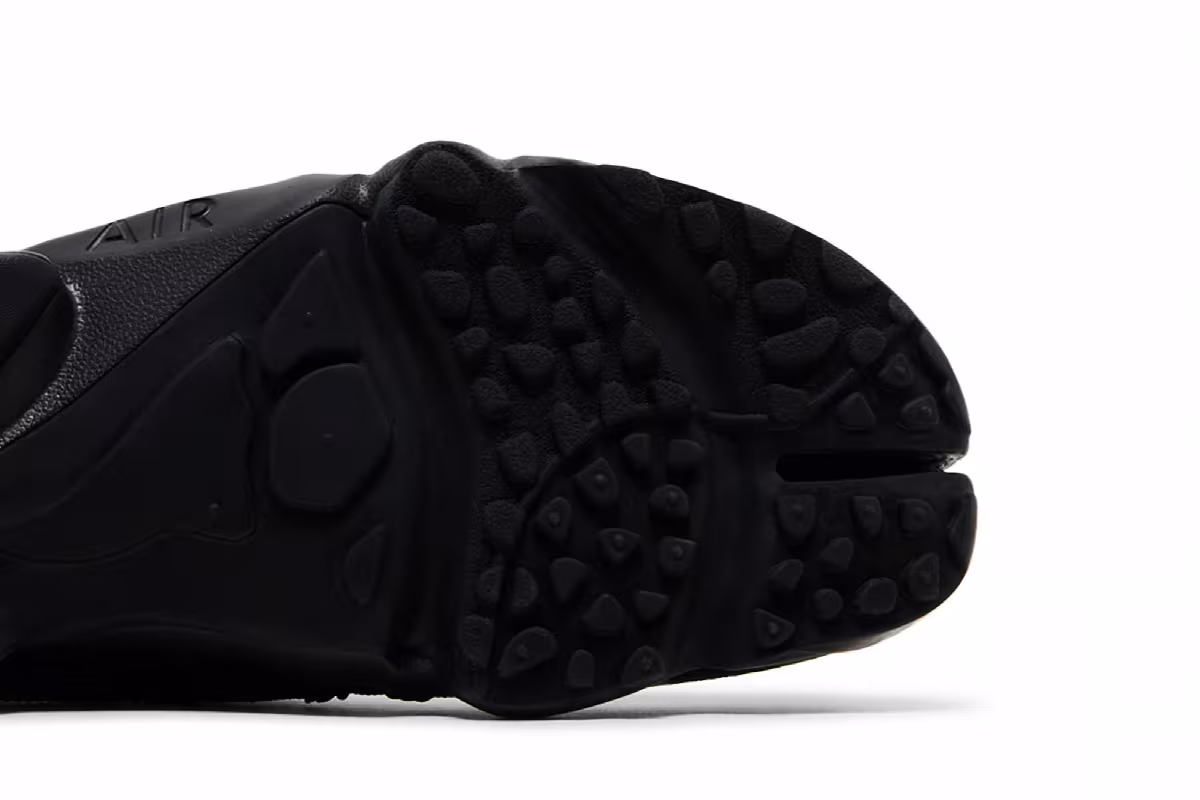 Nike Women's Air Rift Breathe Triple Black, view 6