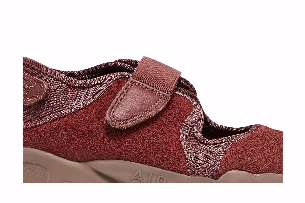 Nike Women's Air Rift Premium Red Sepia, view 3
