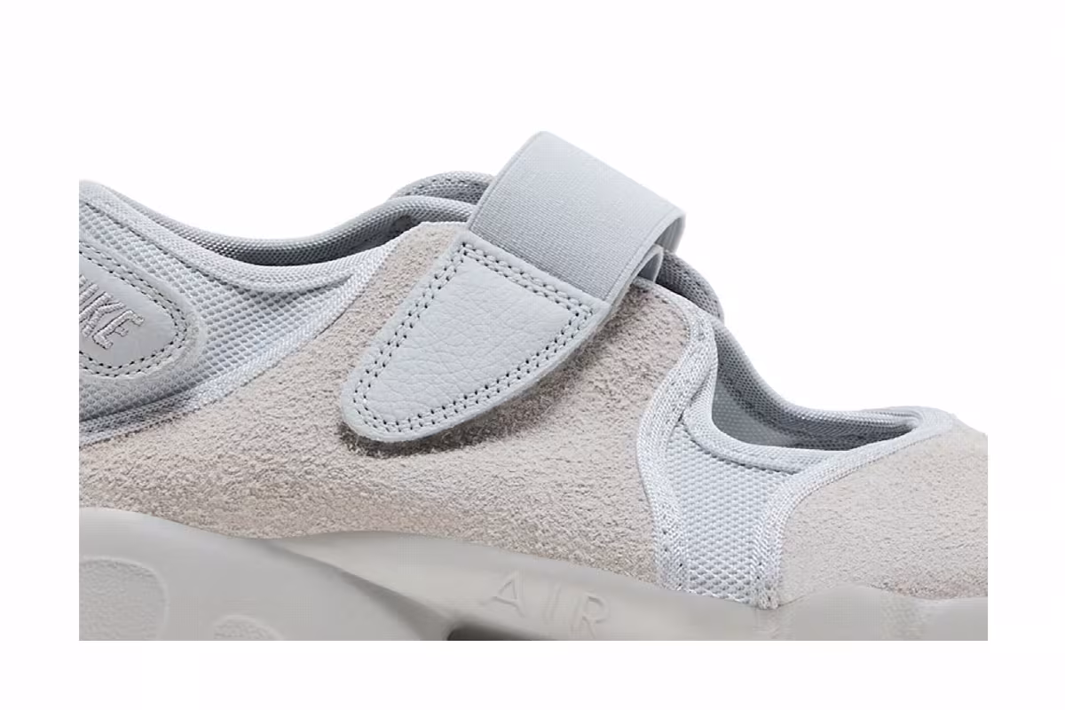 Nike Women's Air Rift Photon Dust, view 3