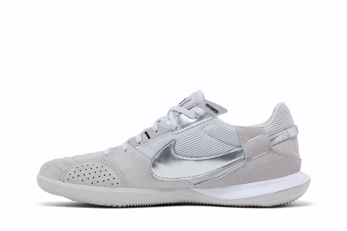 Nike Streetgato Light Smoke Grey Metallic Silver, view 4