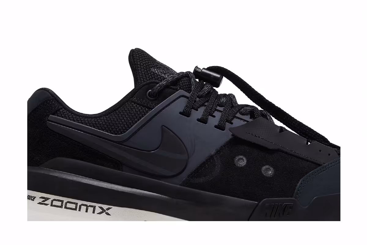 sacai x Nike Zegamadome Black, view 3