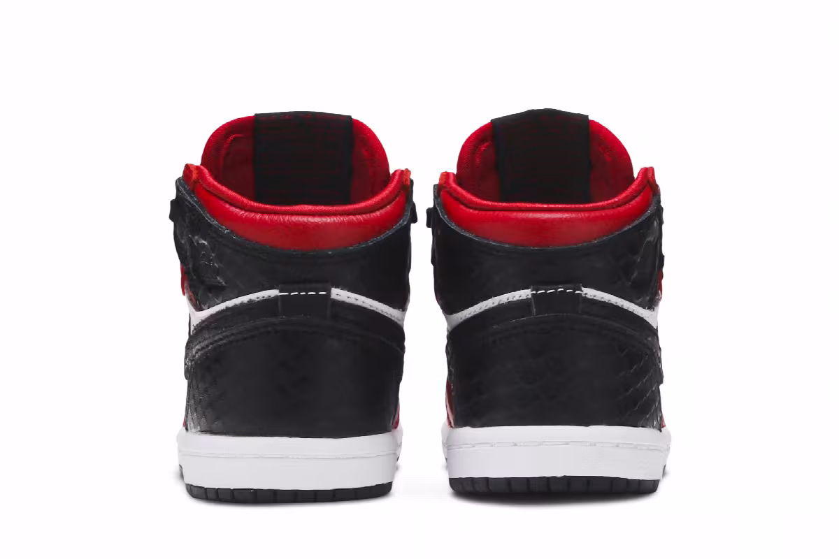 Air Jordan 1 High OG TD Satin Red, view 7