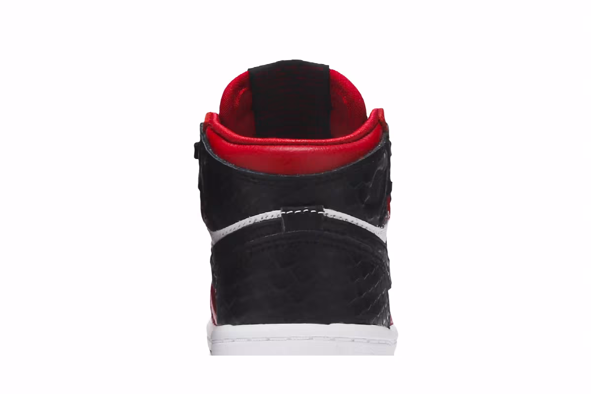 Air Jordan 1 High OG TD Satin Red, view 8