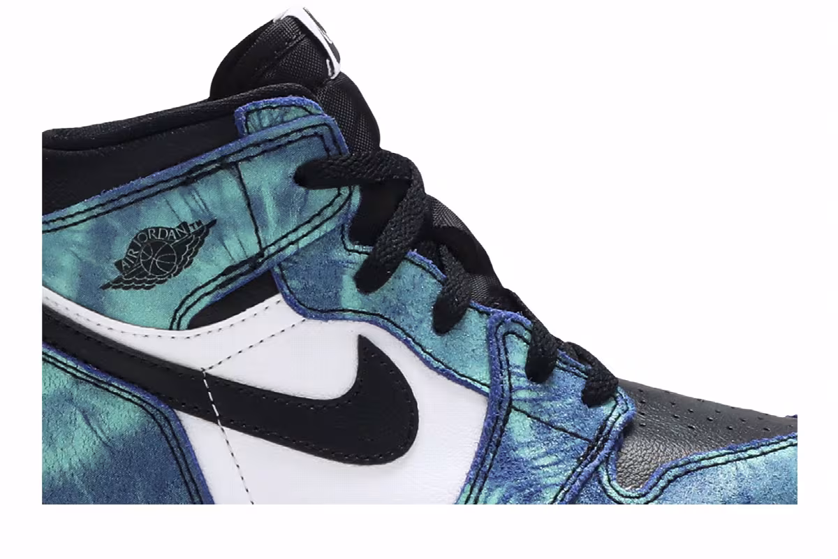 Air Jordan 1 High OG TD Tie-Dye, view 3